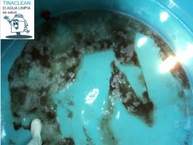 Lavdo de cistrnas de pastico contminados con lodo basra desazolve  cisternas de plastico material