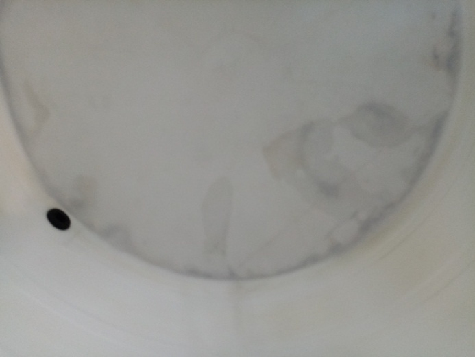 Limpieza de cisternas y tanques contaminados  con lodo basura desazolve cisternas Rotoplas y tanques 